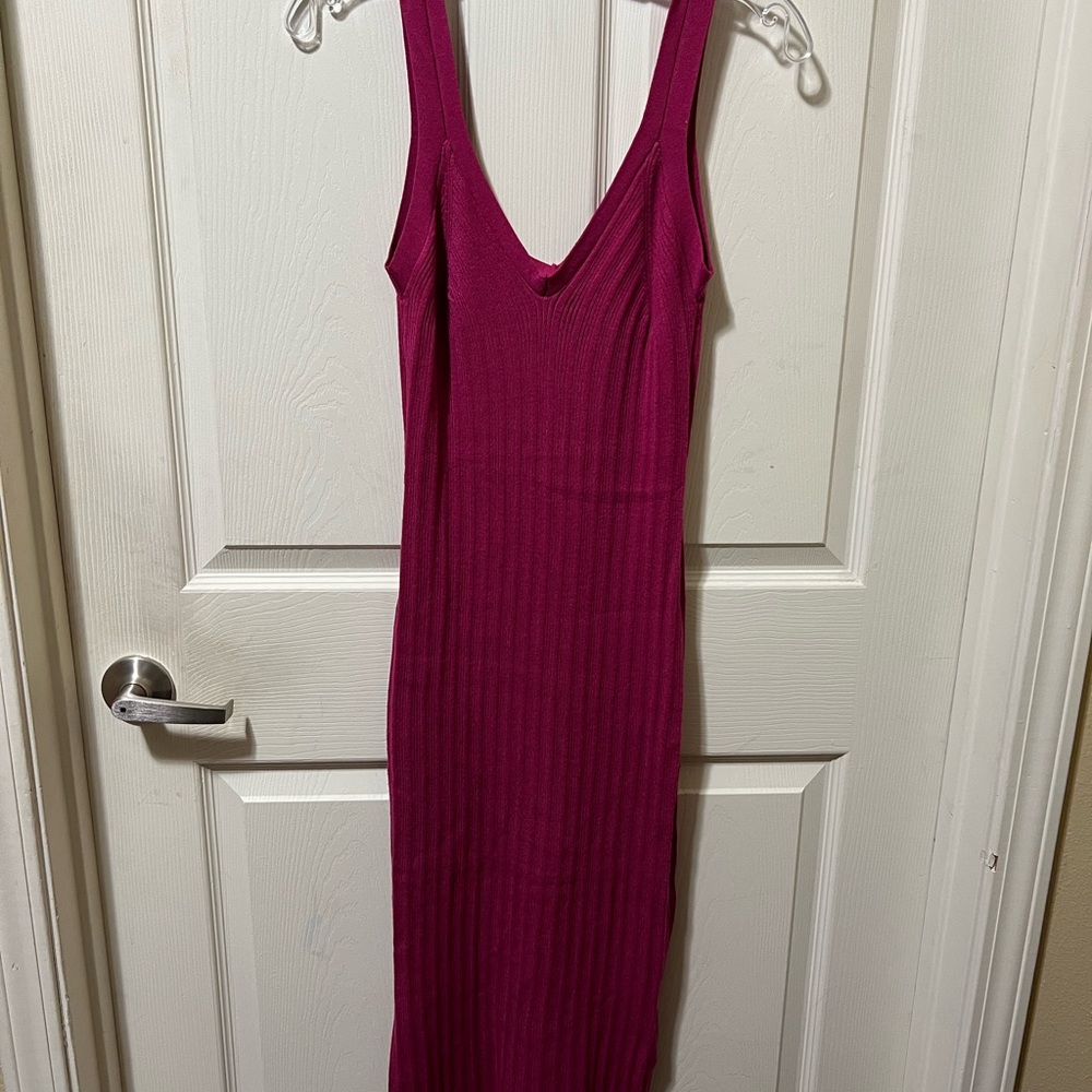 Olive & Oak Pink Bodycon Maxi Dress V-Neck Sleeveless